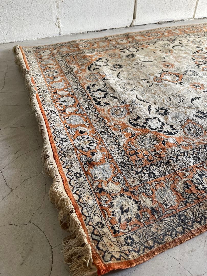 ペルシャ絨毯　シルク100% 94 × 153