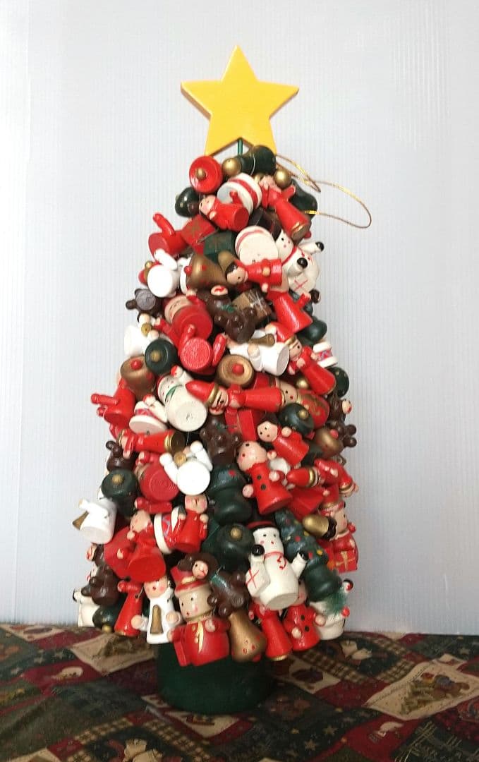 クリスマスツリーA