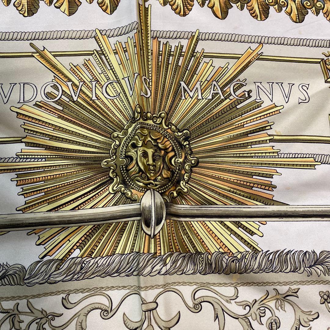 Hermès 騎士と馬 デザイン スカーフ