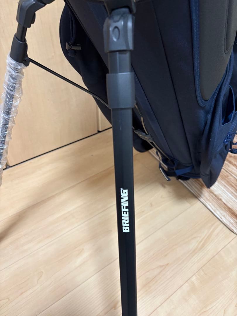 【美品】ブリーフィング CR-4 スタンド式 キャディバッグ ネイビー