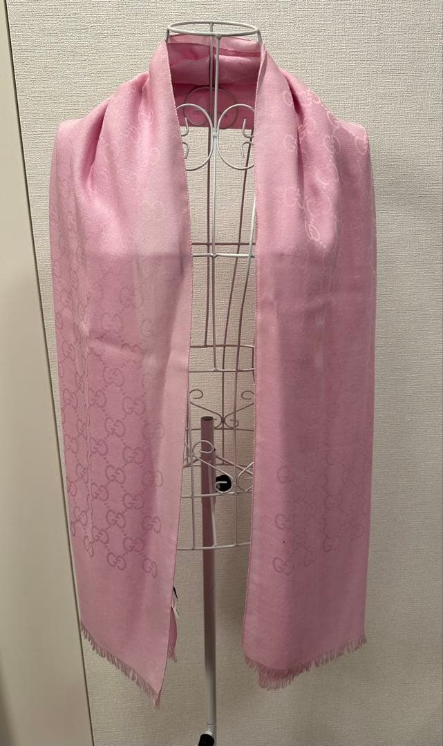 【値下げ】GUCCI ピンク ストール GGロゴ