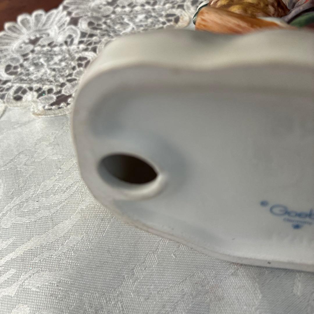 フンメル人形　「クリスマスに乗る」ドイツ・ゲーベル