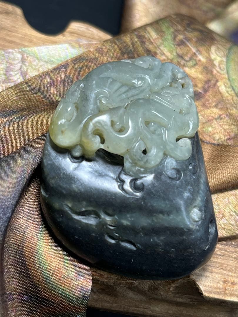 高品質！和田玉★青花籽料の置物、ストラップにも！証明書付き