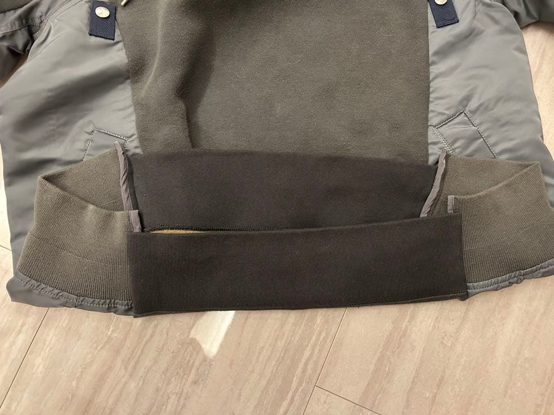 Sacai サカイ　フーディーMA1パーカー グレー