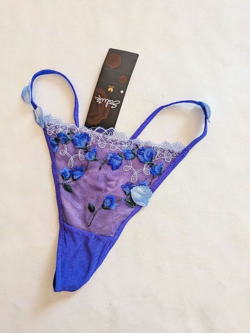 ワコールサルート　ブラジャー　Tバック　ガーターベルト　セット　タグ付き未使用品