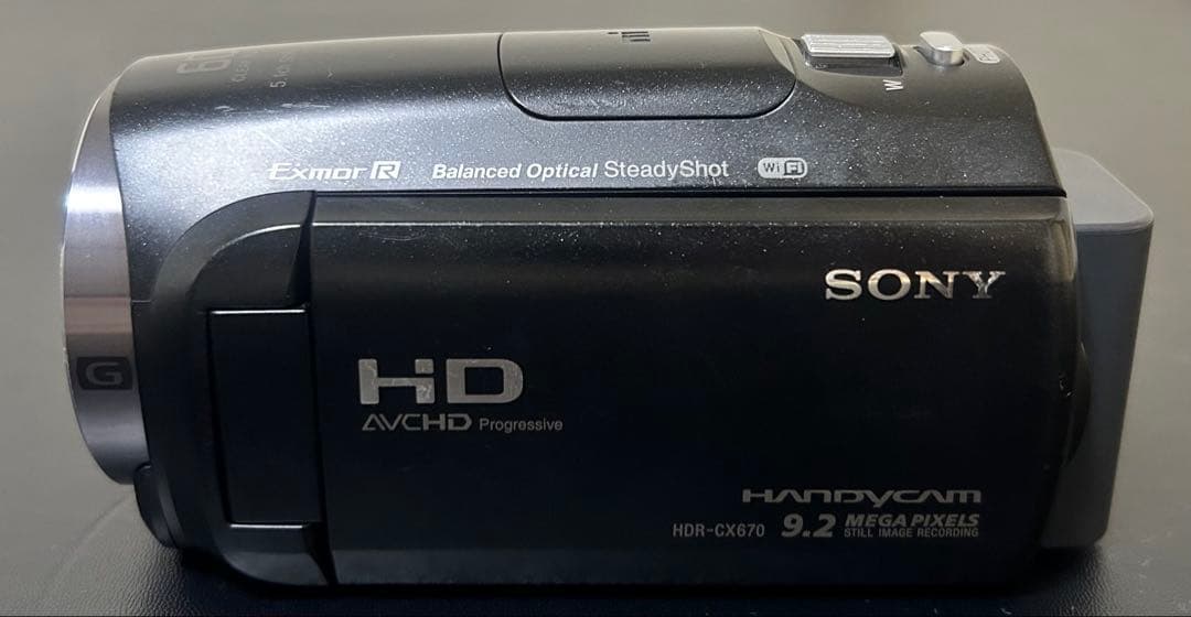 【美品】SONY ハンディカム HDR-CX670 9.2MP 購入後すぐ発送！