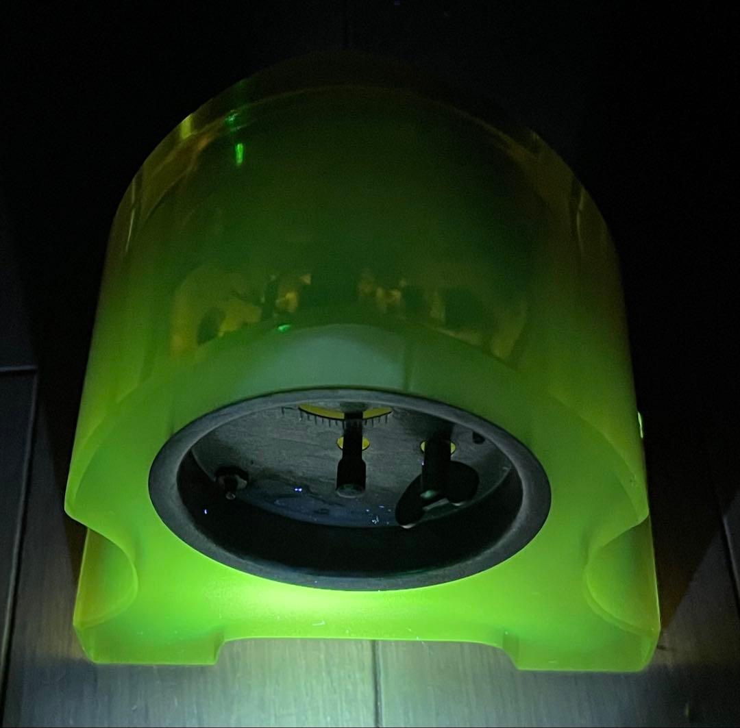 オパルセントガラス 置き時計 アンティーク　ウランガラス ジャンク扱い出品