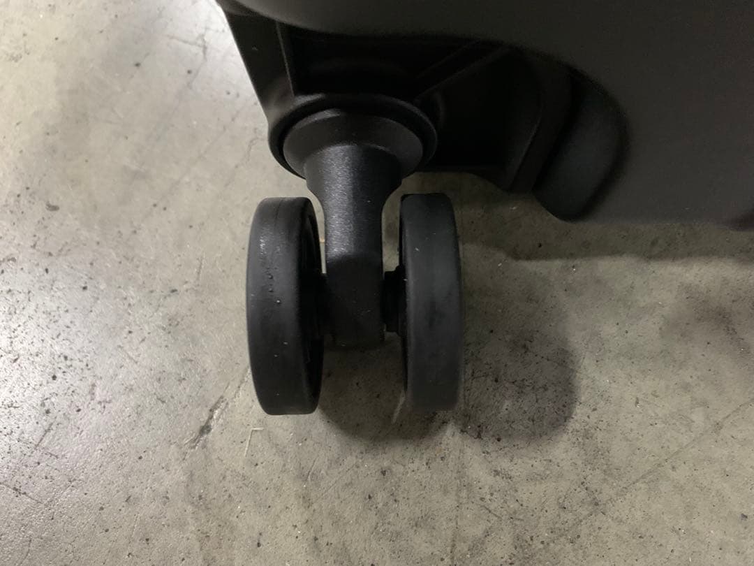 【展示品】サムソナイト] スーツケース キャリーケース