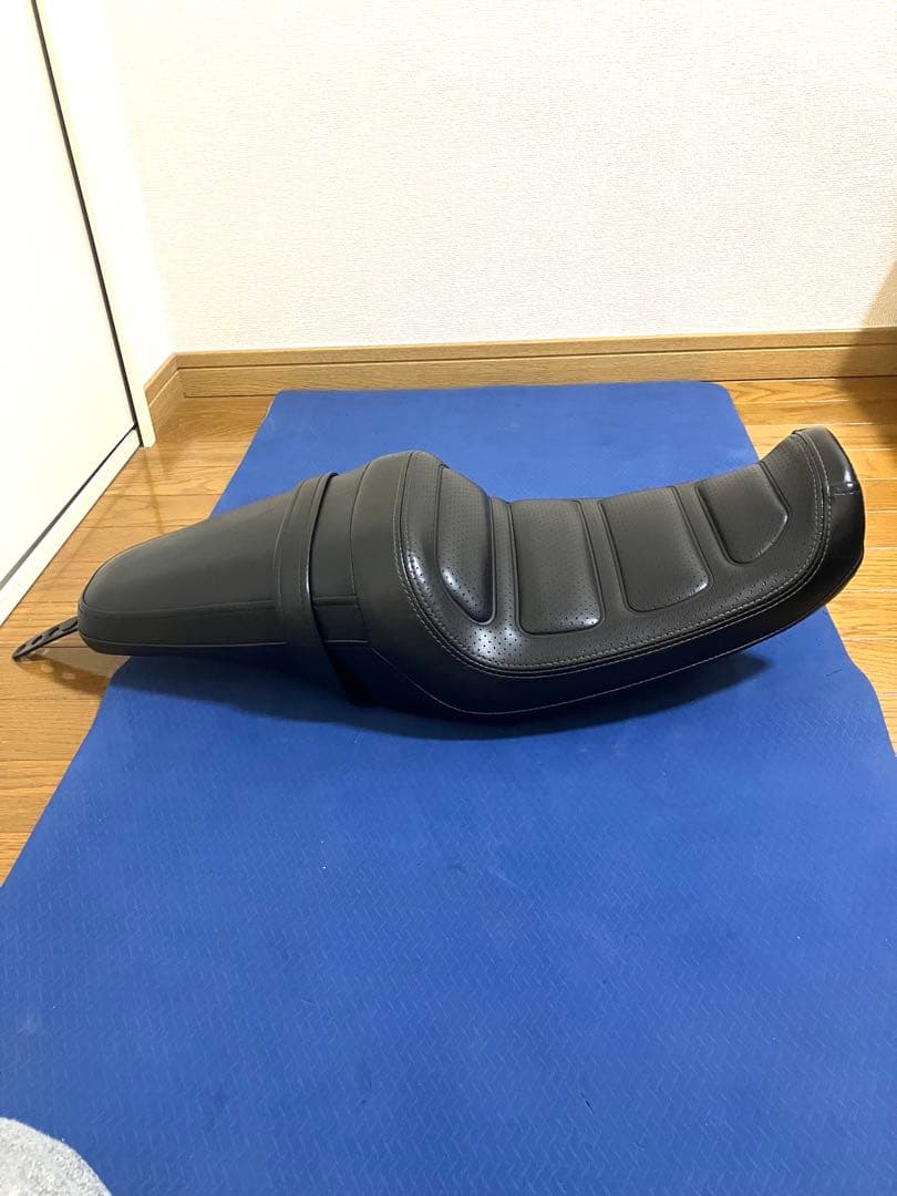 ハーレー　純正　XL1200CX スポーツスター　ロードスター　シート 美品