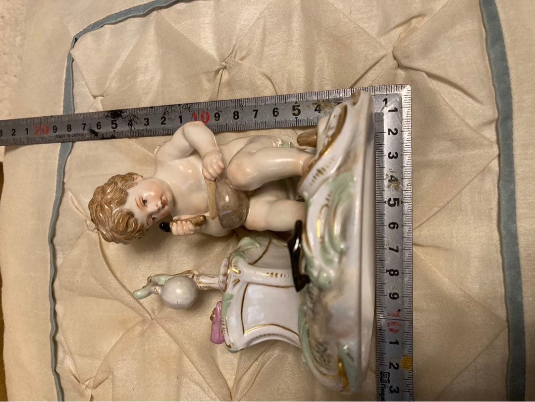 マイセン　古マイセン　靴を作る天使人形