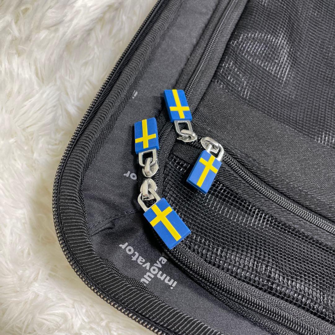 NMZ 　✨希少✨　イノベーター　スーツケース　4輪軽量ハードタイプ