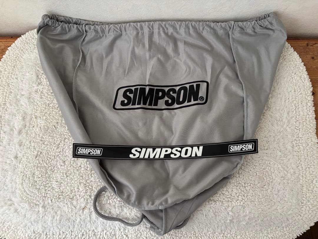 シンプソン M30 フレアホワイト ヘルメット 60cm/ライトスモーク付き