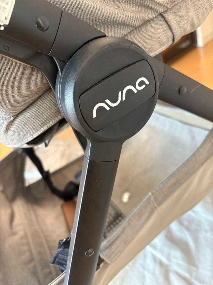 NUNA TRVL ベビーカー グレー
