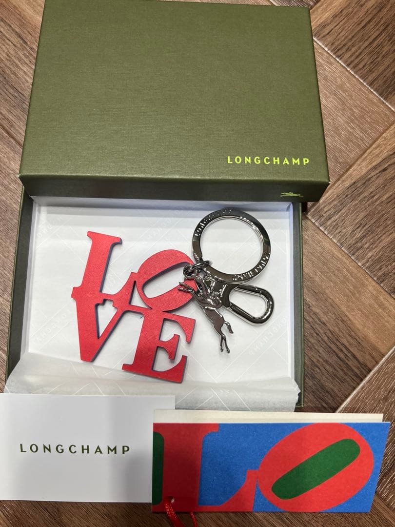 新品未使用　LONGCHAMP ロンシャン コラボ「LOVE」キーリング