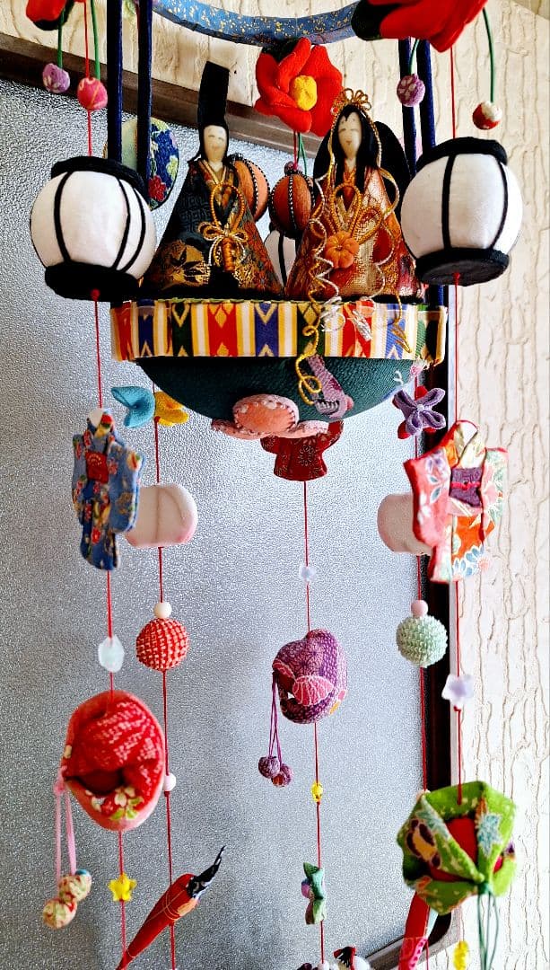 押し絵、タペストリ－、フレ－ム、「雛人形吊るし飾り」