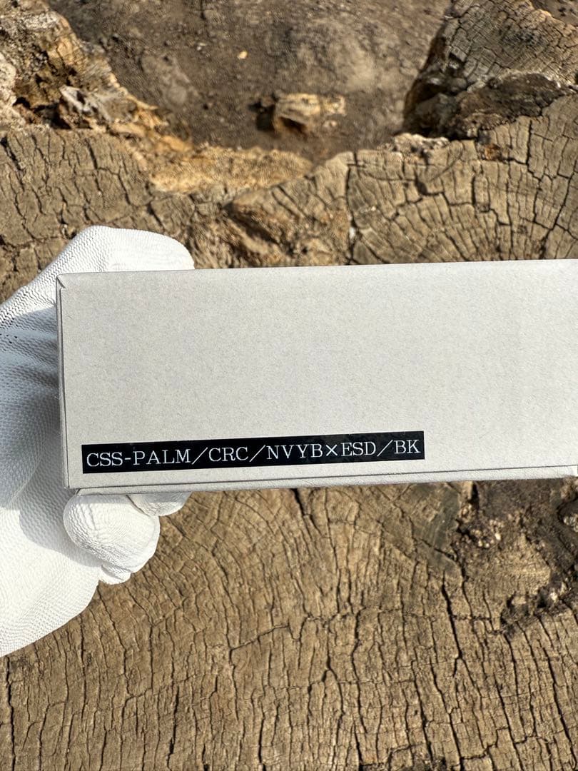 【一点物】ワイルドスワンズ　パーム　クロコダイル×型押しサドル