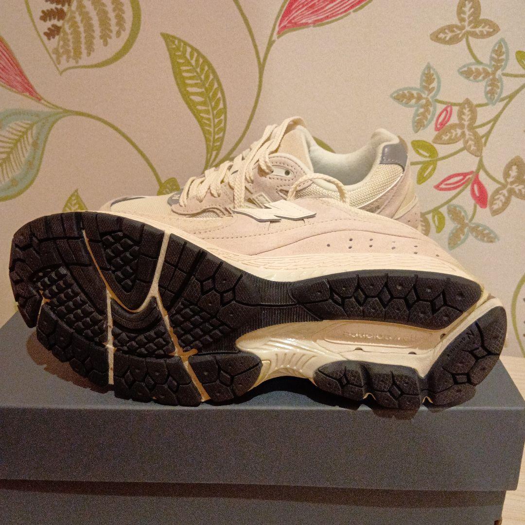 New Balance M2002RCC ベージュ 25.0cm