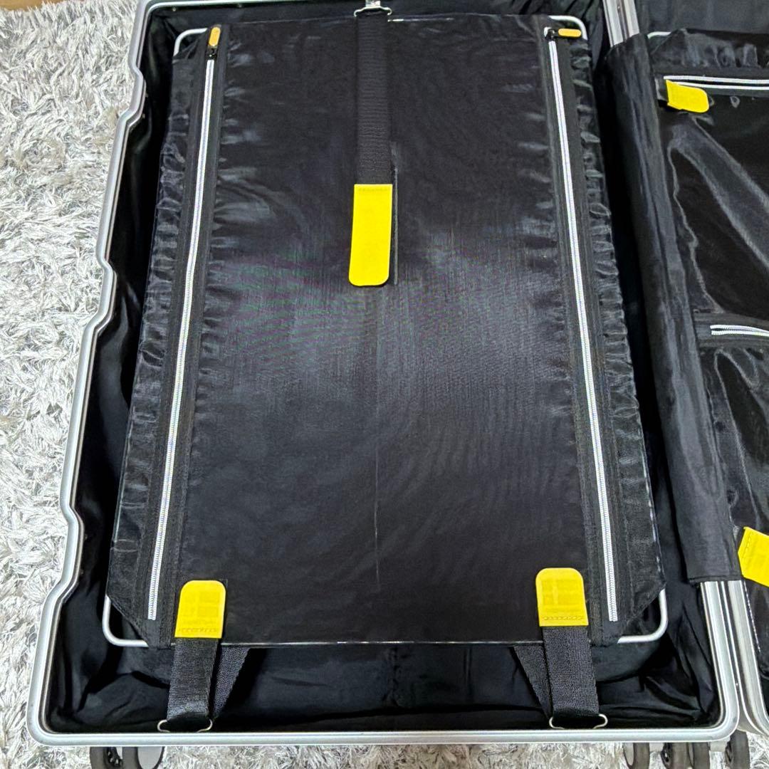 innovator イノベータースーツケース　96リットル