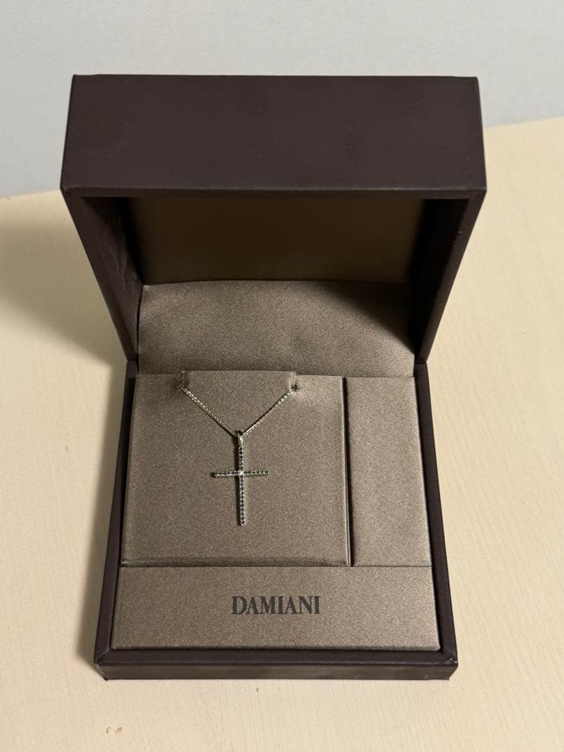 DAMIANI ダミアーニ　ミステリークロス　ミディアム ネックレス