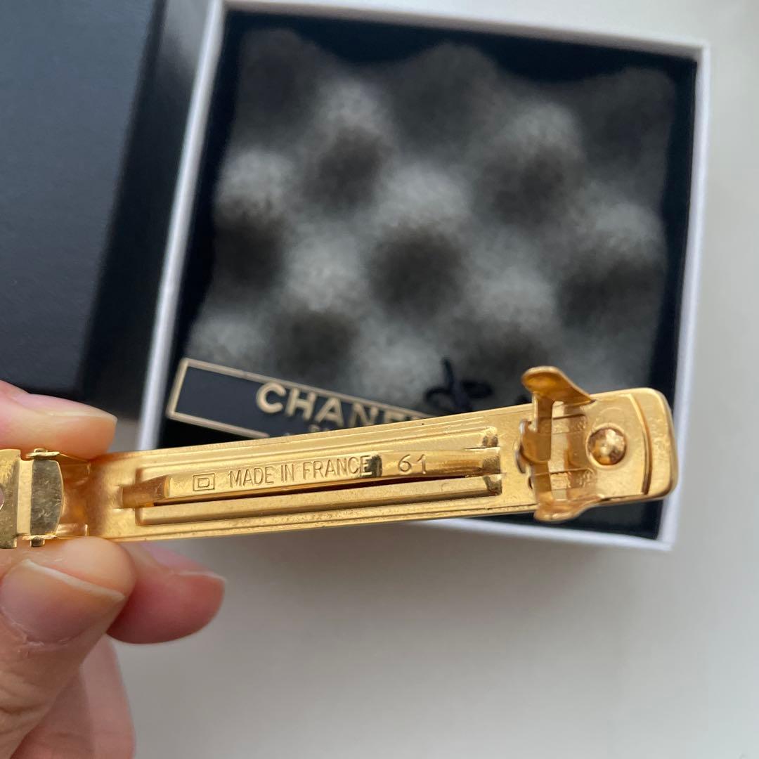 B*ぶ様 CHANEL ゴールドバレッタ