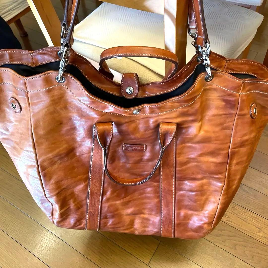 Daniel&Bobの定番クロドーロ　ブラウントートバッグ　美品レザー(鏡面)