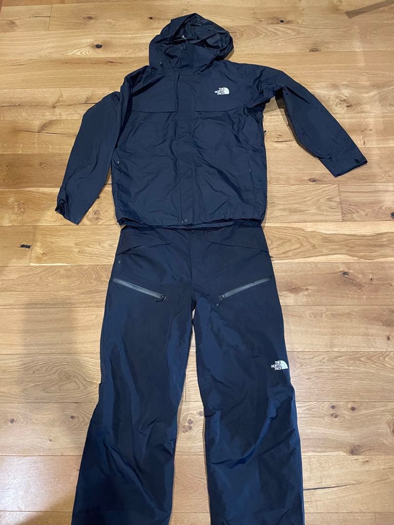 ノースフェイス　スノーウエア　上下セット　NS62004 NS61906