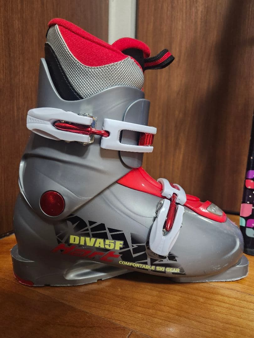 女の子 スキー板、ストック、ブーツセット　140㎝