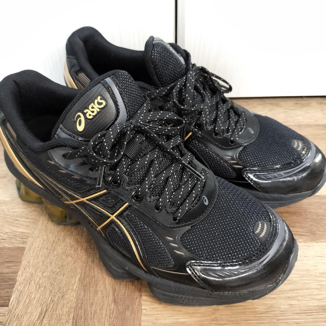 靴 asics GEL-KINETIC FLUENT Black/Black