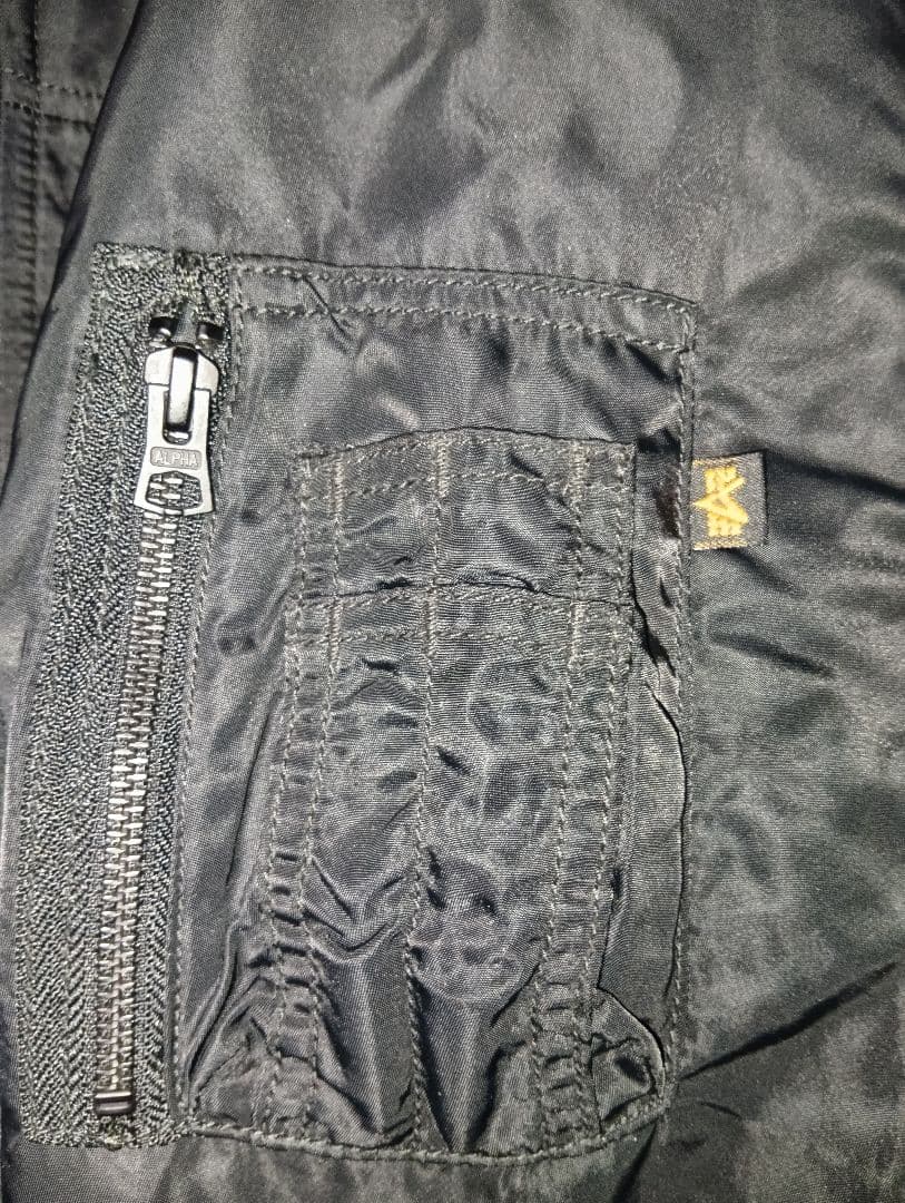 美品 アルファ インダストリーズ フーデッドリブジャケット ブラック サイズXL