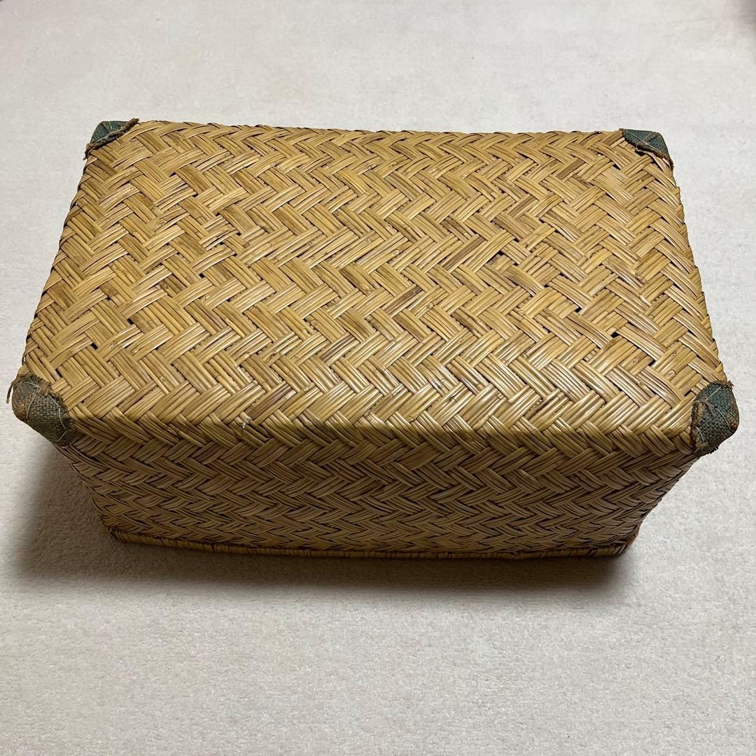 天然素材の衣類収納ケース