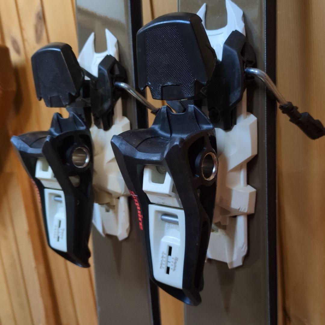 スキー板 Vector glide オムニー マーカースクワイヤー付き