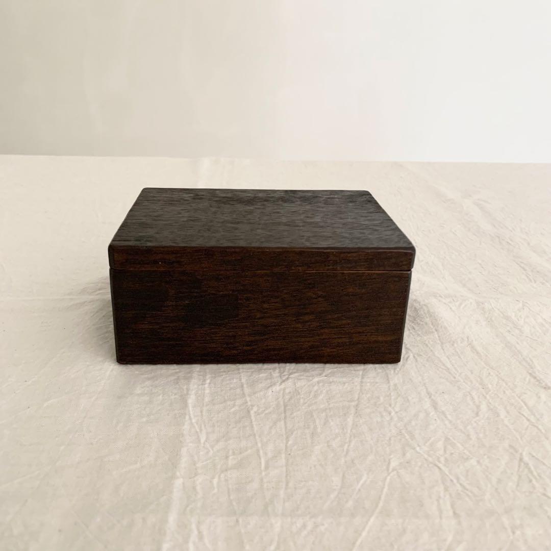 三谷龍二さん　黒漆　箱