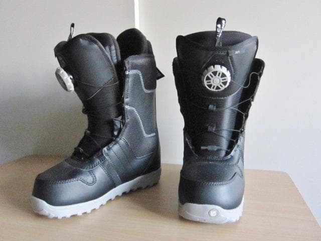 新品同様BURTON JET スノボーブーツJET PHANTOM サイズ違い