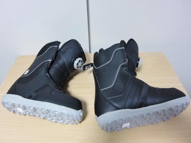 新品同様BURTON JET スノボーブーツJET PHANTOM サイズ違い