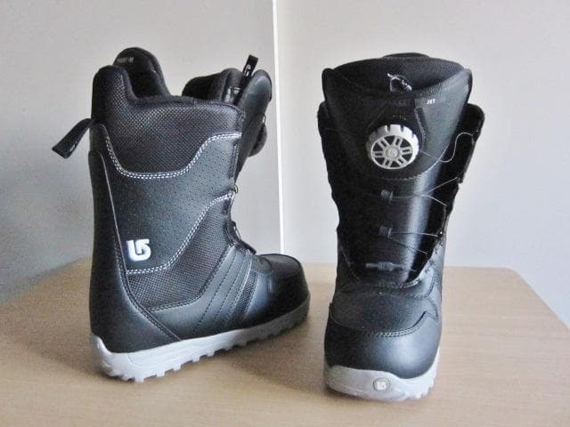 新品同様BURTON JET スノボーブーツJET PHANTOM サイズ違い