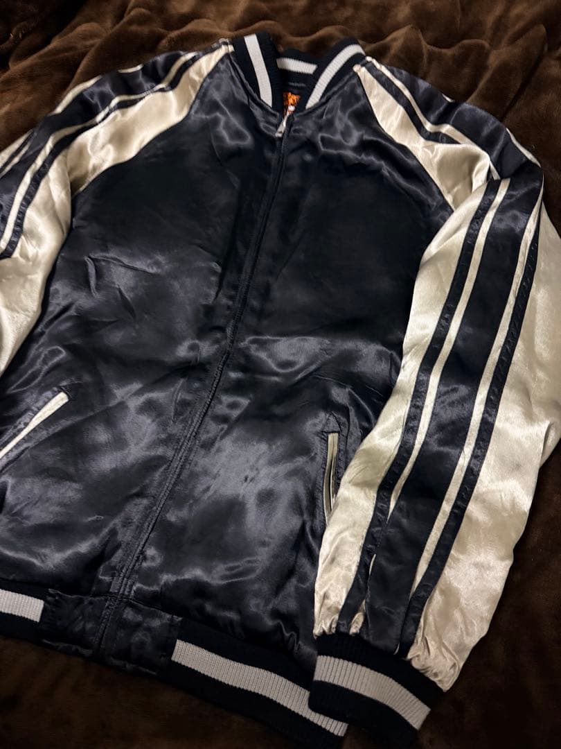 美品 ２面用 SATORI クマ 日本限定 スカジャン vintage レーヨン