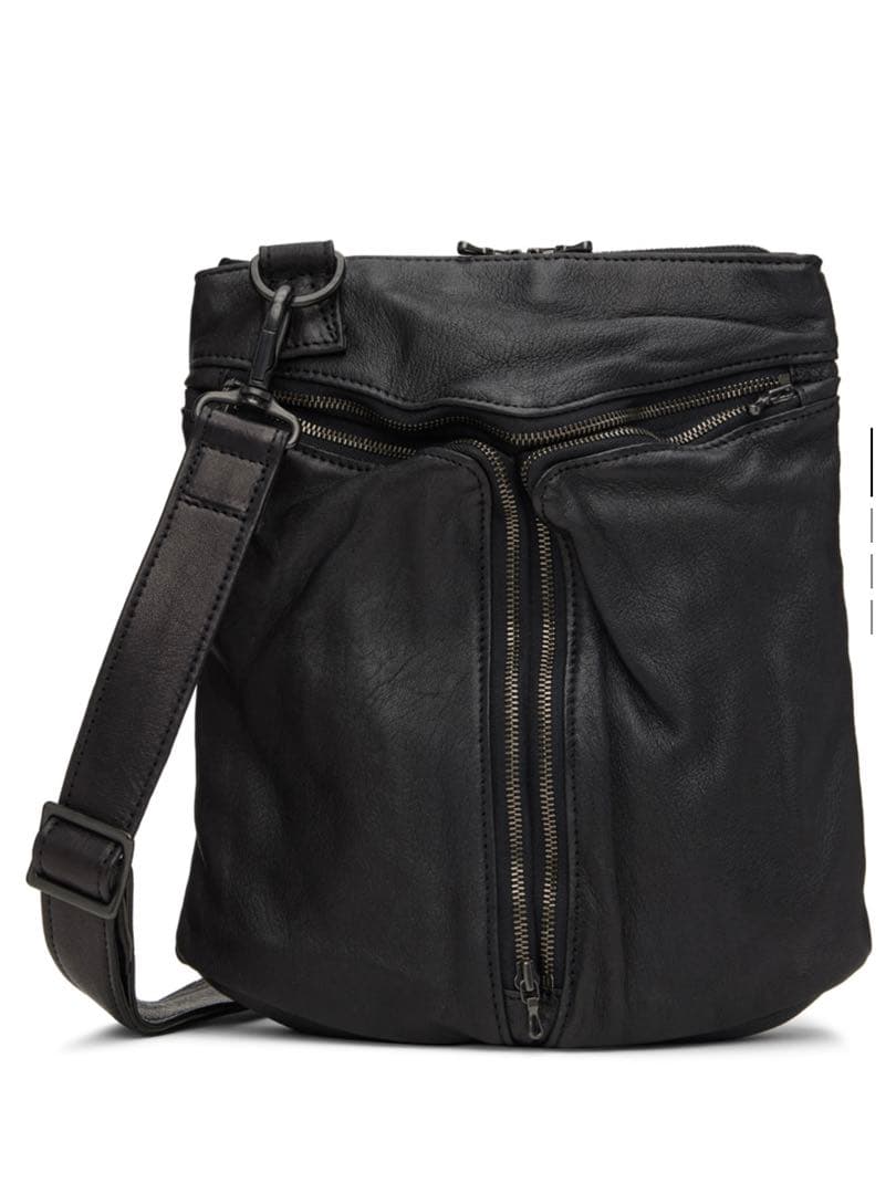 JULIUS ショルダーバッグ