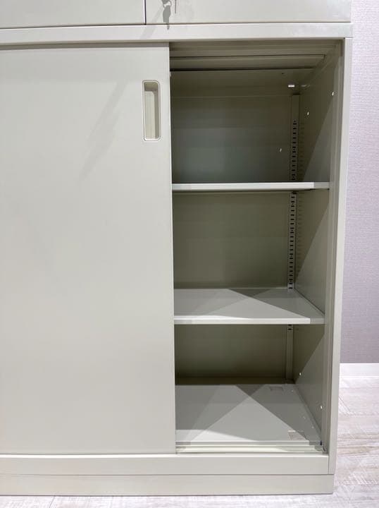 （123094-Z0004) キャビネット ライオン事務器 ホワイト