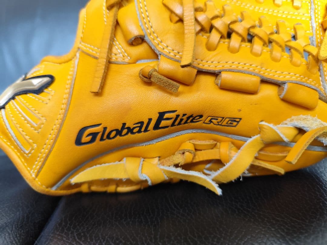 Mizuno Global Elite RG 少年軟式グローブ