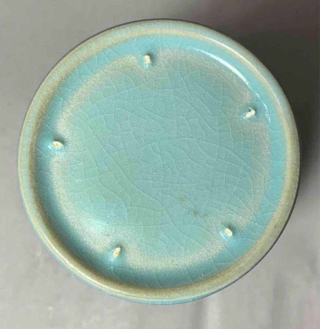 中国 肩に筋入り梅瓶