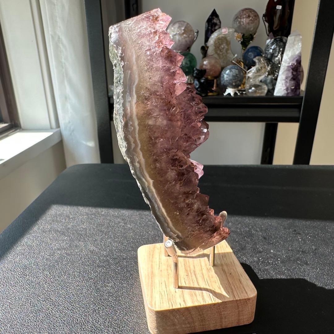 天然石タイチンルチルクォーツ共生アメジストの原石　置物NO.022408