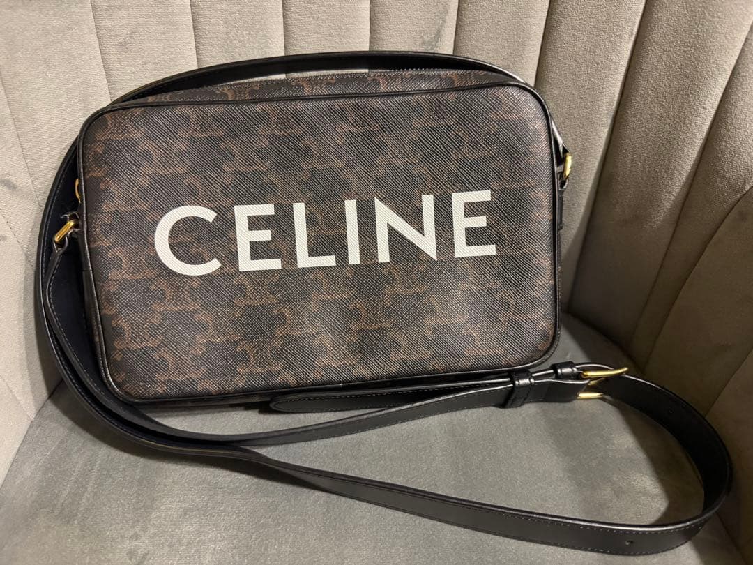 CELINE トリオンフ メッセンジャーバッグ
