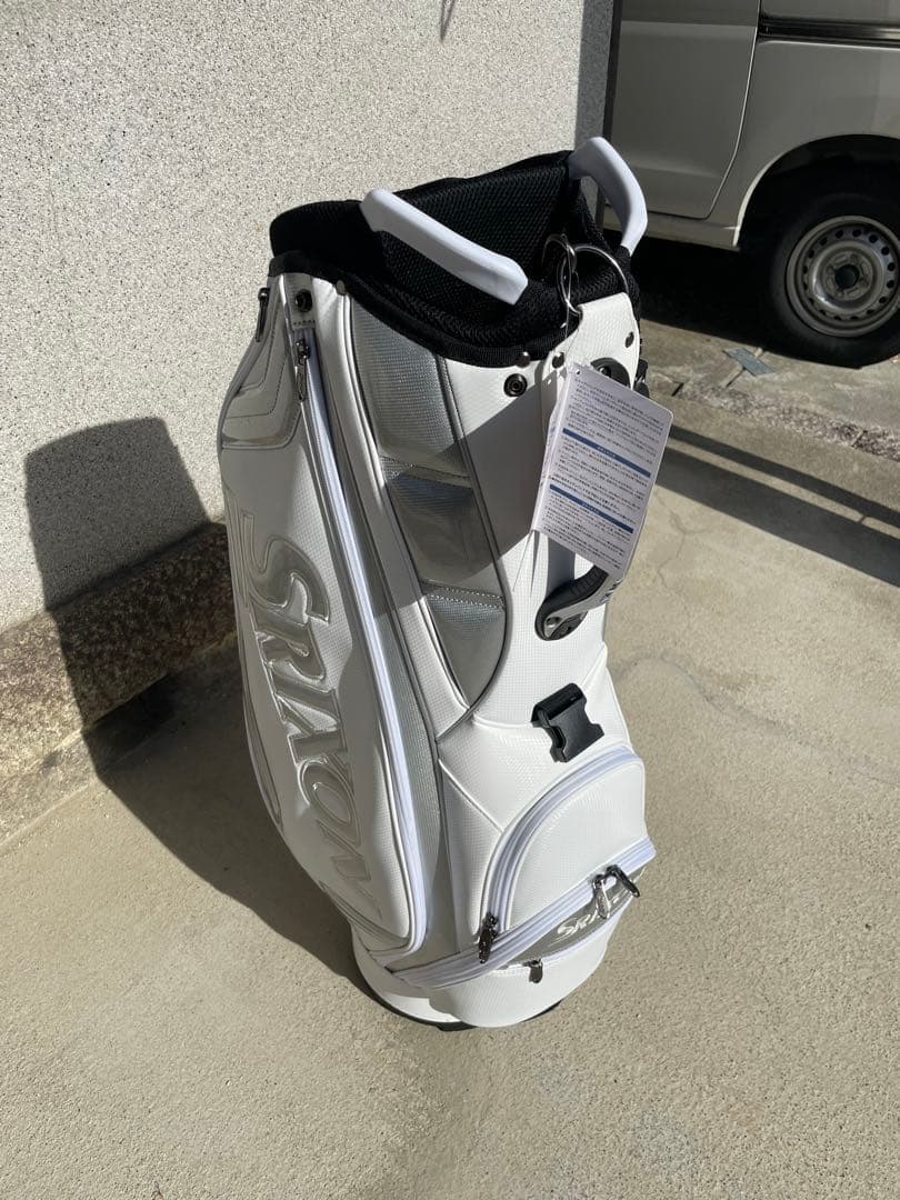 【連休期間割引中】【新品・未使用】 SRIXON ゴルフバッグ・キャディバッグ