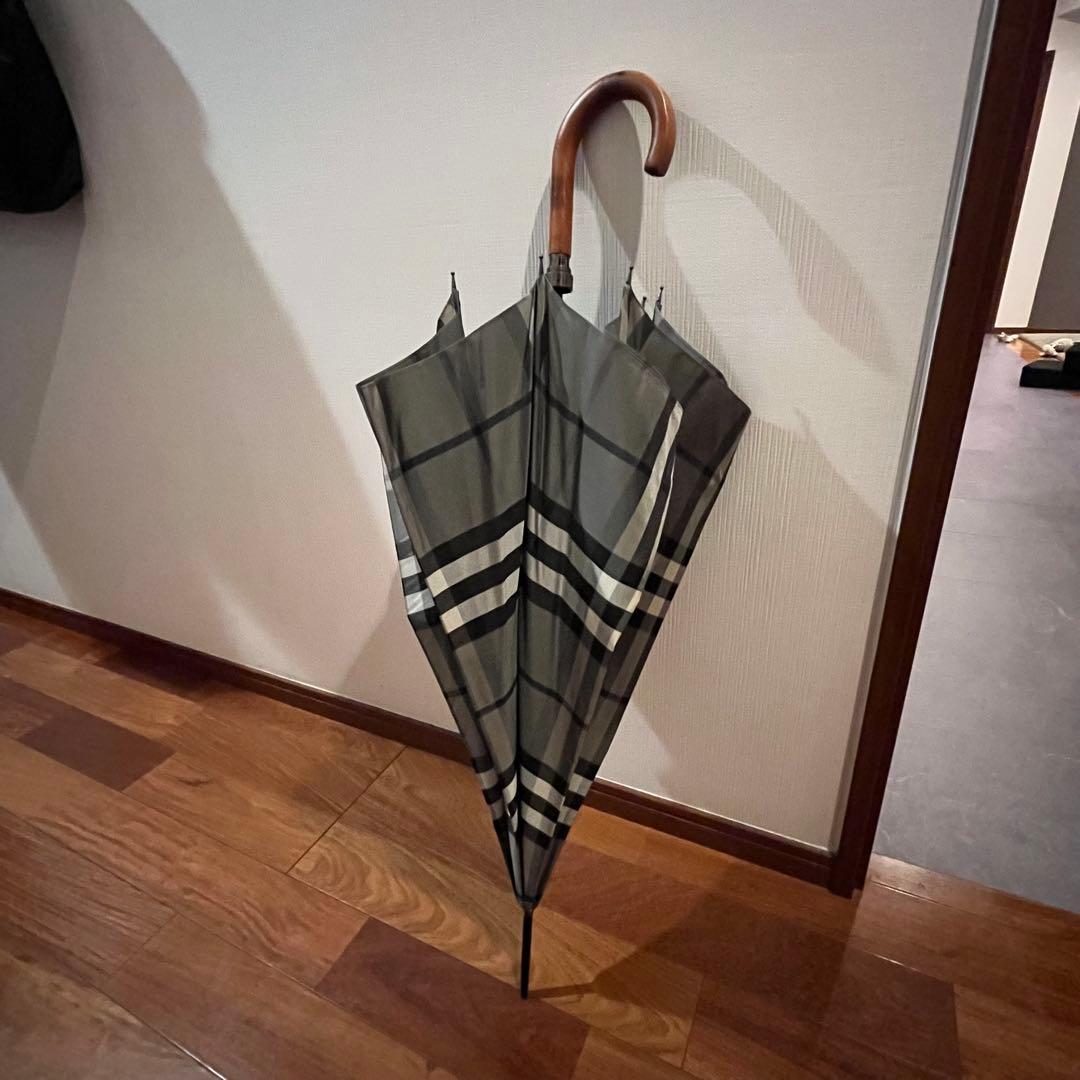 BURBERRY　バーバリー　長傘　アンブレラ　ノバチェック　木製ハンドル