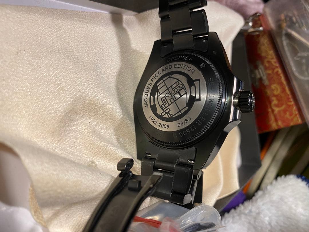 訳あり自動巻き 腕時計　完動品32ミリ206グラムベルト破損部品あり格安出品