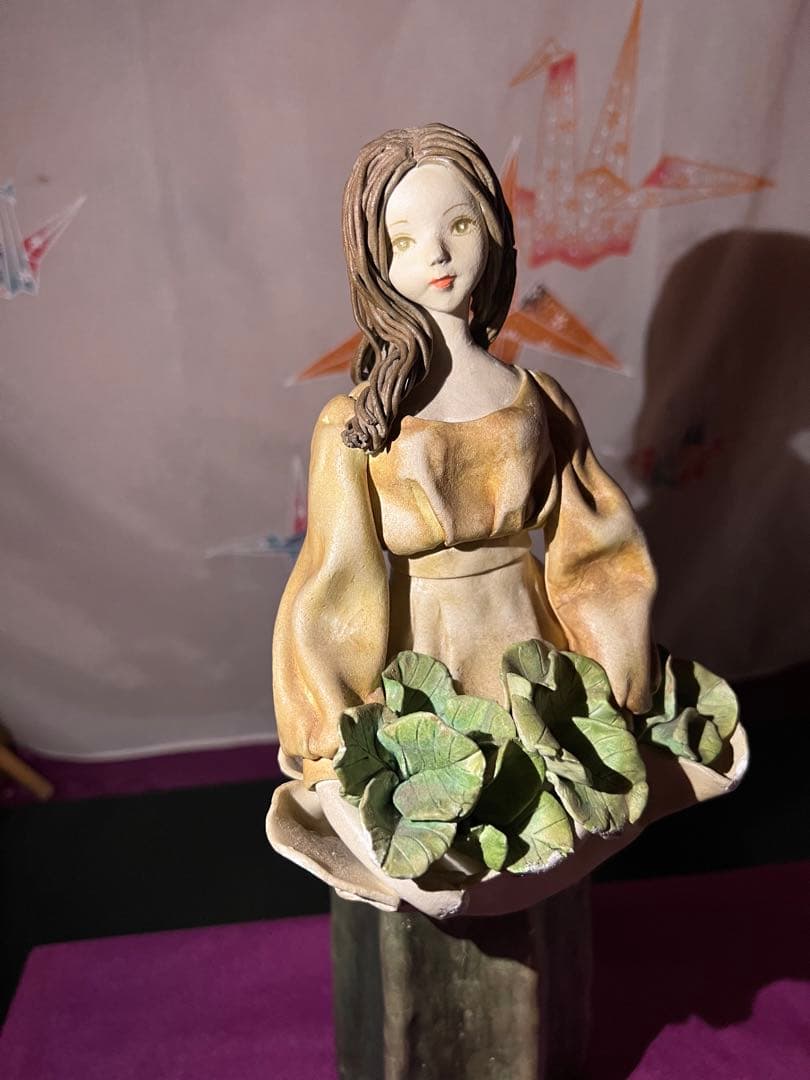 プロフ必読・Ｇ-1.0【縁起物】　女性置物