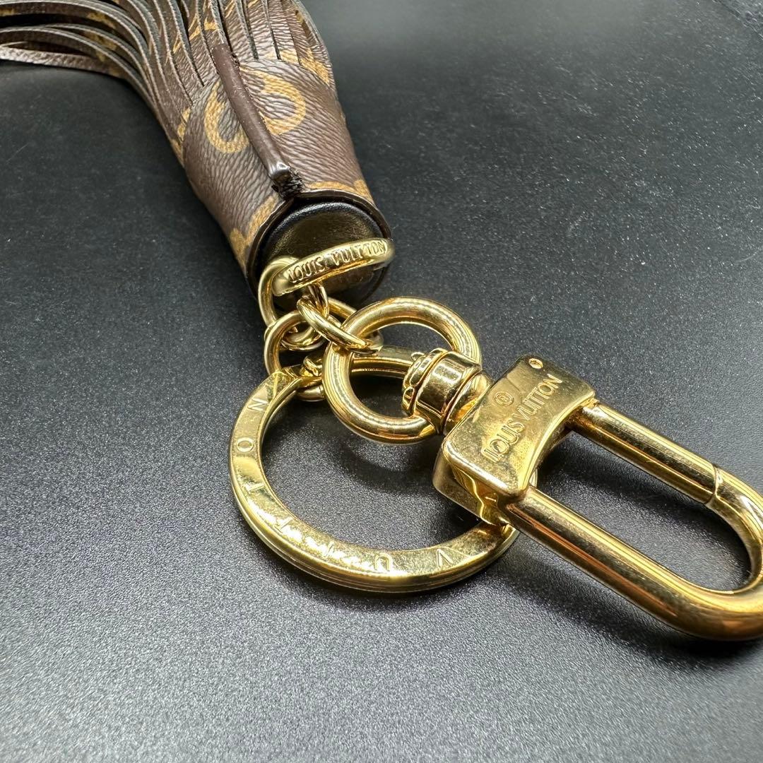 極美品✨　ルイヴィトン　キーホルダー　MP1768　ロゴ　刻印　1360