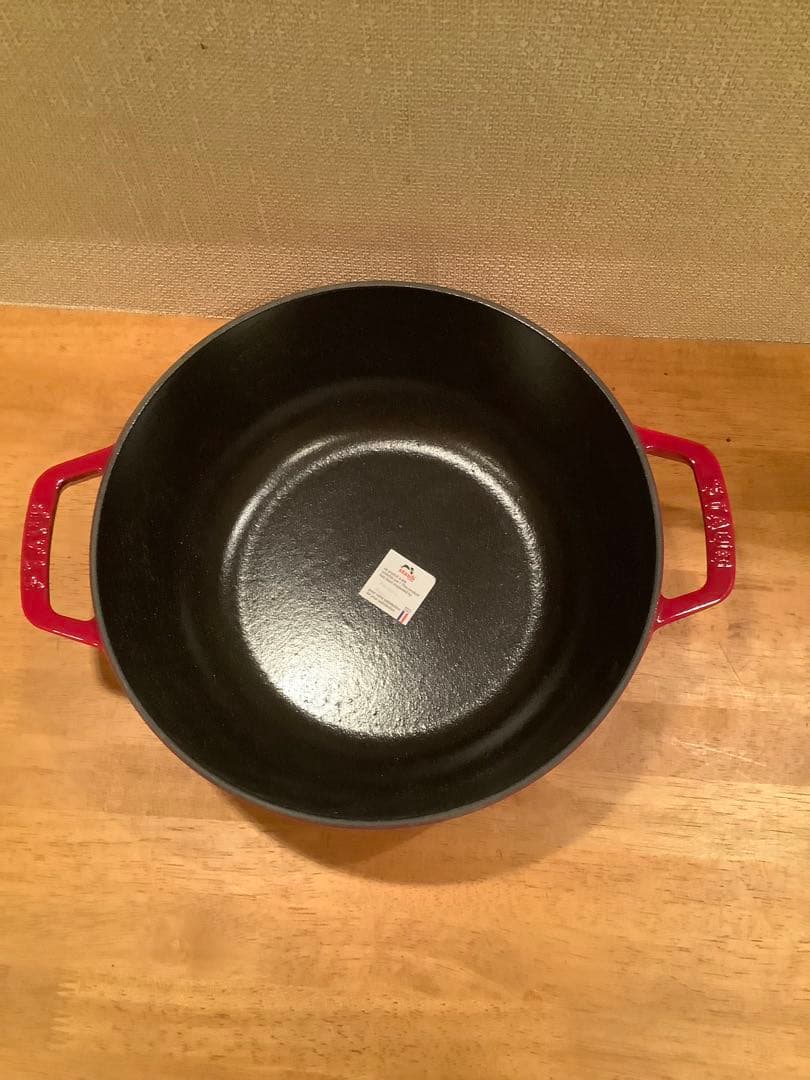 ストウブ　スノーフレークココット 24cm チェリー 新品未使用