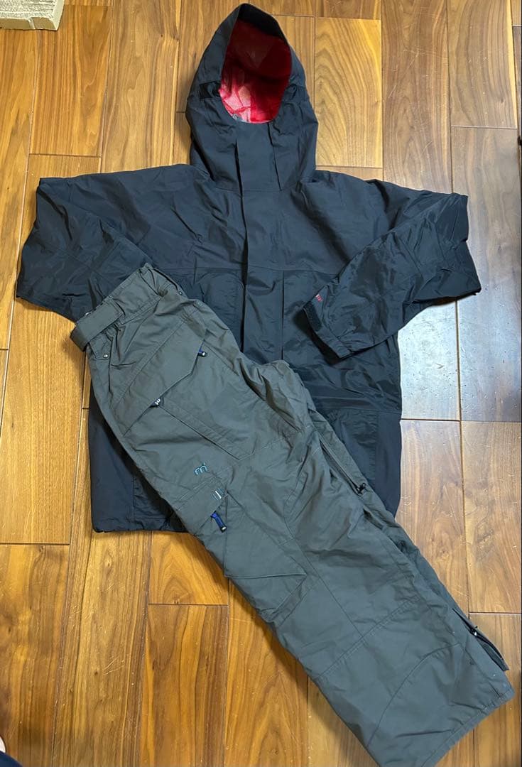 バートンAK ウェア　上下セット　Ｌサイズ