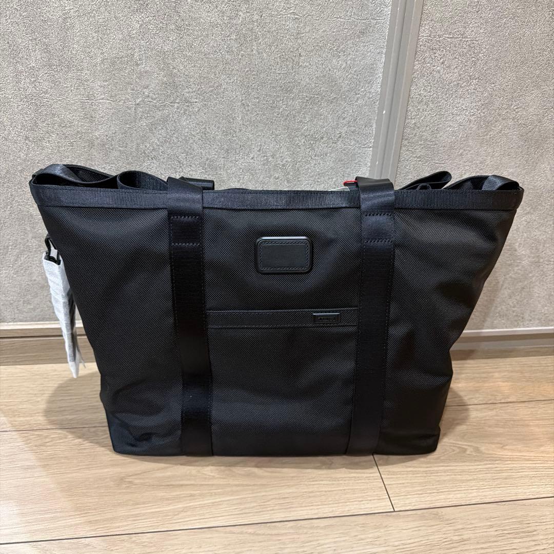 新品　別注　TUMI トゥミgreen label トートバッグ　tumi